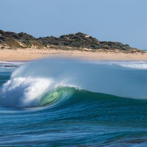 Image post by @wsl.qs on Instagram