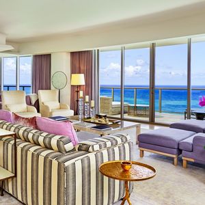 Image post by @stregisbalharbour on Instagram