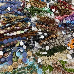 Image post by @beadcache on Instagram
