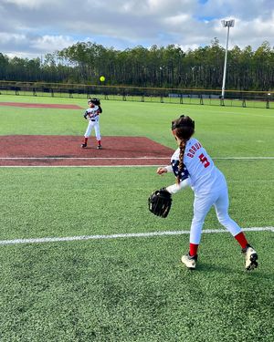 Image post by @softballyouth on Instagram