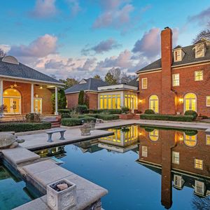 Image post by @christiesrealestate on Instagram