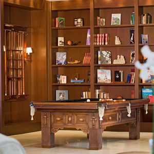 Image post by @hotelmadero on Instagram