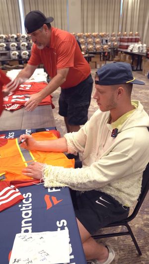 Video post by @Fanatics on Facebook