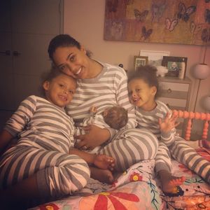 Image post by @ayeshacurry on Instagram