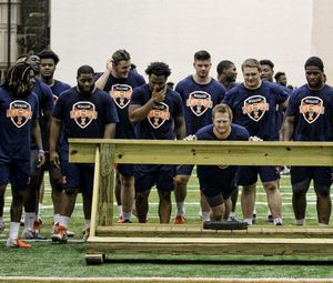Image post by @illinifootball on Instagram