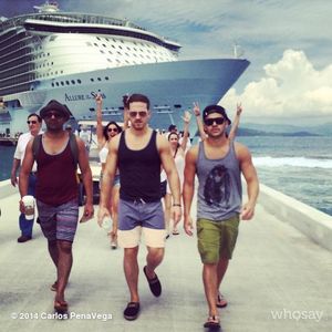 Image post by @therealcarlospena on Instagram