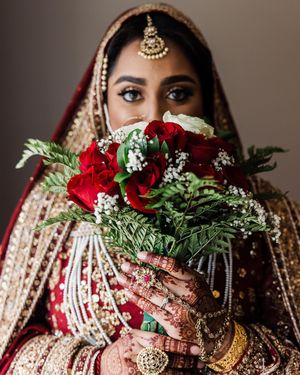 Image post by @thismodernlovephoto on Instagram