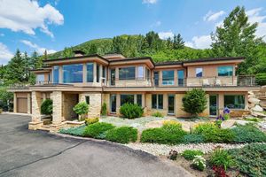 Image post by @christiesrealestate on Instagram