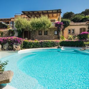Image post by @christiesrealestate on Instagram