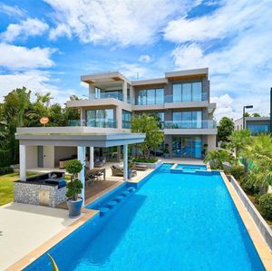 Image post by @christiesrealestate on Instagram