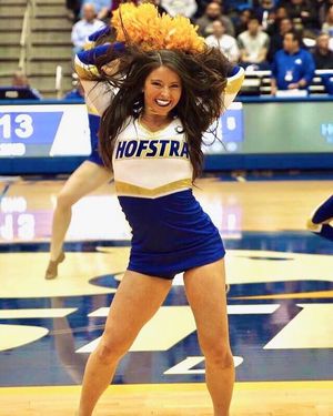 Image post by @hofstradanceteam on Instagram