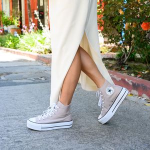 Image post by @dsw on Instagram