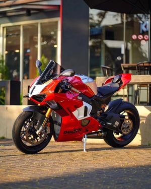 Image post by @panigalers on Instagram