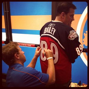 Image post by @nyislanders on Instagram