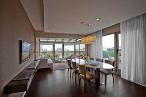Image post by @hotelmadero on Instagram