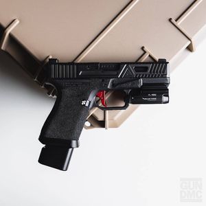 Image post by @seahorsecases on Instagram