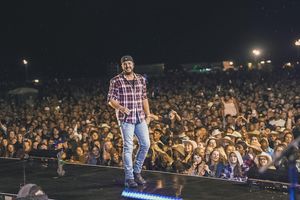 Image post by @lukebryan on Instagram