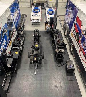 Image post by @peakauto on Instagram