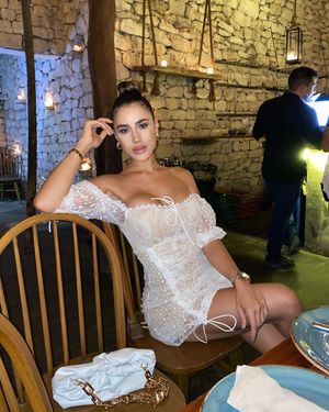 Image post by @alexia_inguanzo on Instagram