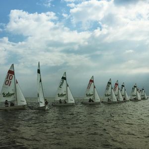 Image post by @yalesailing on Instagram