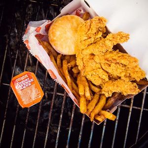 Image post by @popeyes on Instagram