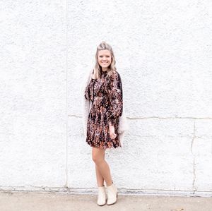 Image post by @shopoutoftown on Instagram