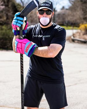 Image post by @purehockey on Instagram