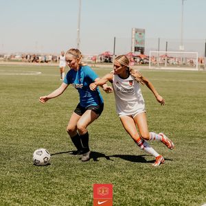 Image post by @ecnlgirls on Instagram