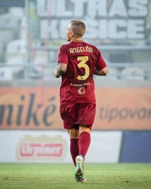 Image post by @officialasroma on Instagram
