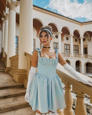 Image post by @elizabethelias on Instagram