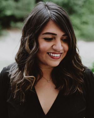 Image post by @thismodernlovephoto on Instagram