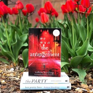 Image post by @gallerybooks on Instagram