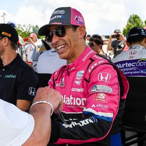 Image post by @heliocastroneves on Instagram