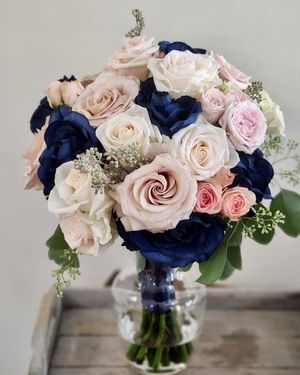 Image post by @flowergardenatl on Instagram