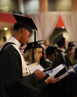 Image post by @leeuniversity on Instagram