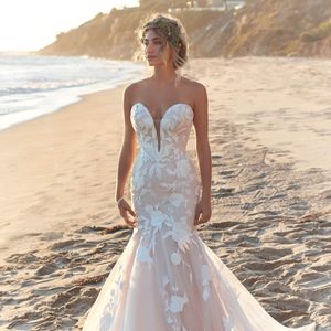 Image post by @maggiesotterodesigns on Instagram