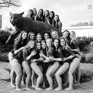 Image post by @unhgymnastics on Instagram