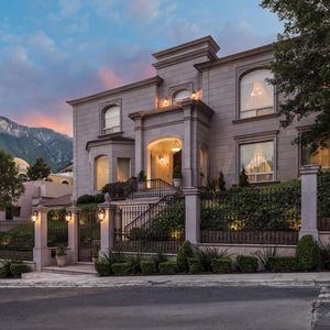 Image post by @christiesrealestate on Instagram