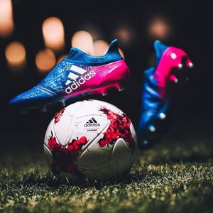 Image post by @adidasita on Instagram