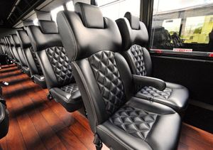 Image post by @gemlimo on Instagram