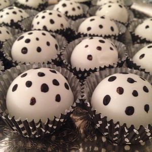 Image post by @flourshop on Instagram