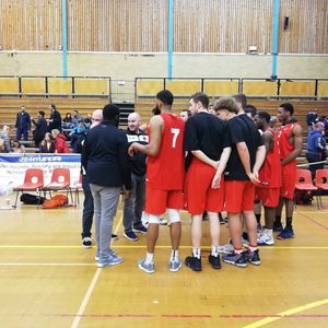 Image post by @rocketsreading on Instagram