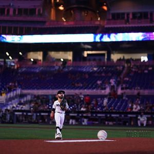 Image post by @mlb.mini on Instagram