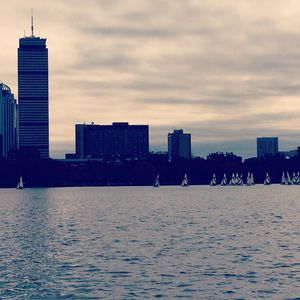 Image post by @yalesailing on Instagram
