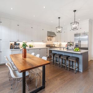 Image post by @rowannewstadtrealestate on Instagram
