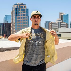 Image post by @dbacks on Instagram