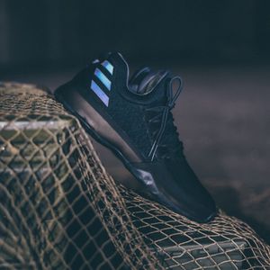 Image post by @adidasHoops on Twitter/X