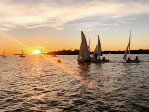 Image post by @yalesailing on Instagram
