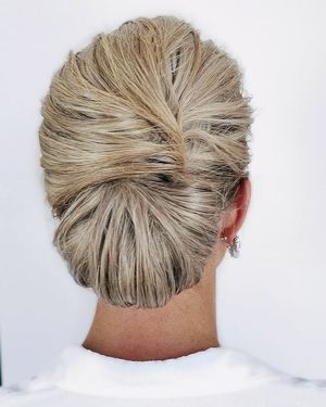 Image post by @AquaFireSalon on Facebook