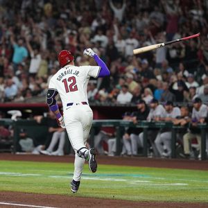 Image post by @losdbacks on Instagram
